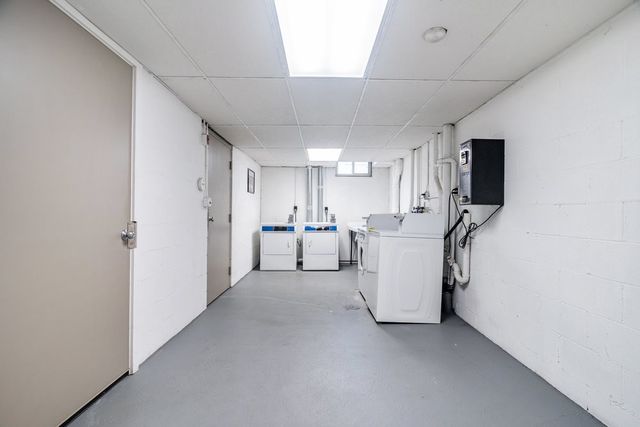 33 Middle Street 21, Waltham, MA 02451