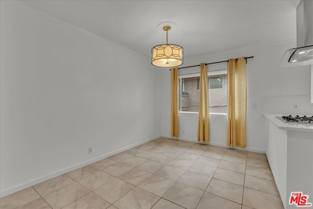 15457 Moorpark Street 3, Sherman Oaks, CA 91403
