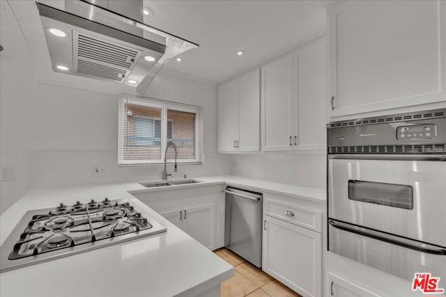 15457 Moorpark Street 3, Sherman Oaks, CA 91403