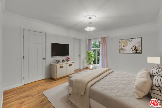 15457 Moorpark Street 3, Sherman Oaks, CA 91403