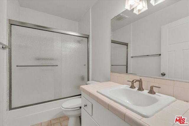 15457 Moorpark Street 3, Sherman Oaks, CA 91403
