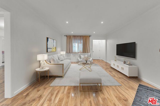 15457 Moorpark Street 3, Sherman Oaks, CA 91403