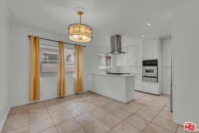 15457 Moorpark Street 3, Sherman Oaks, CA 91403