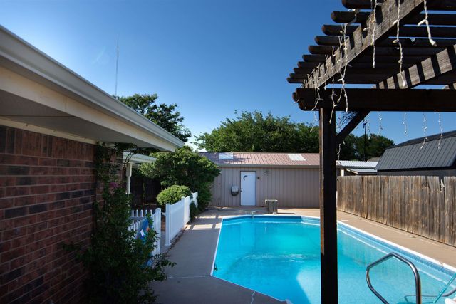 2811 CROMWELL AVENUE, Wichita Falls, TX 76309