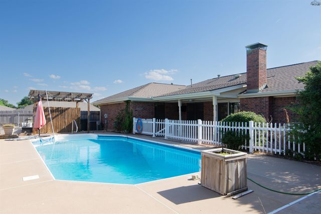 2811 CROMWELL AVENUE, Wichita Falls, TX 76309