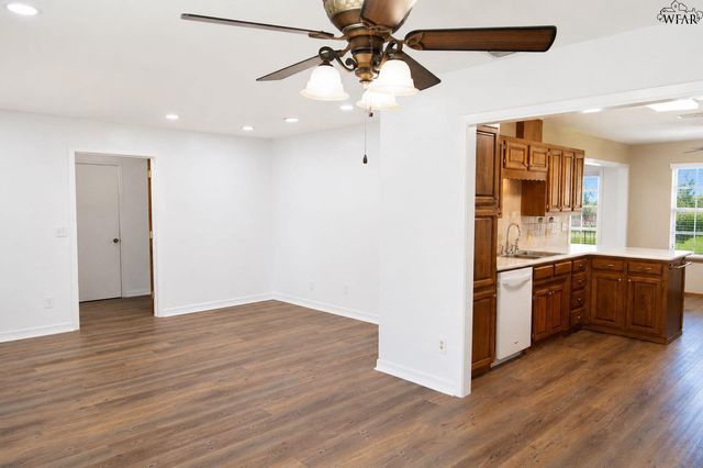 2811 CROMWELL AVENUE, Wichita Falls, TX 76309