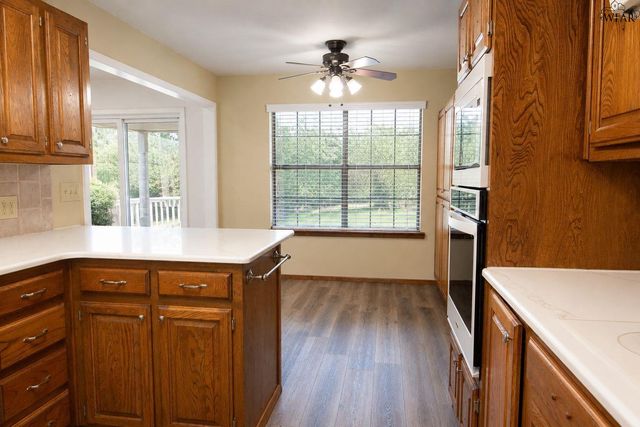 2811 CROMWELL AVENUE, Wichita Falls, TX 76309