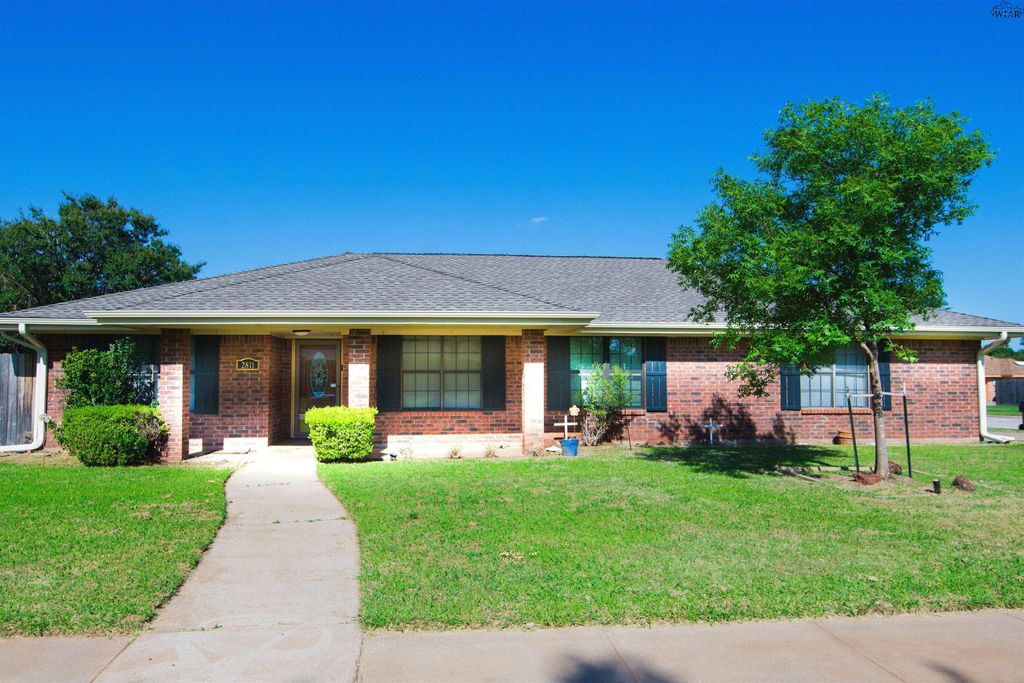 2811 CROMWELL AVENUE, Wichita Falls, TX 76309