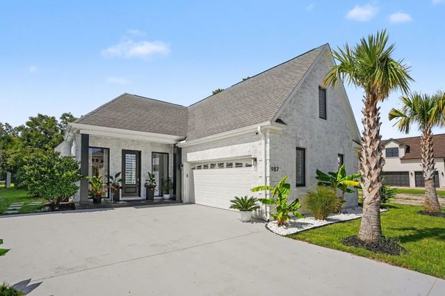 987 Shipmaster Ave., Myrtle Beach, SC 29577