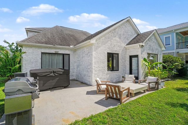 987 Shipmaster Ave., Myrtle Beach, SC 29577