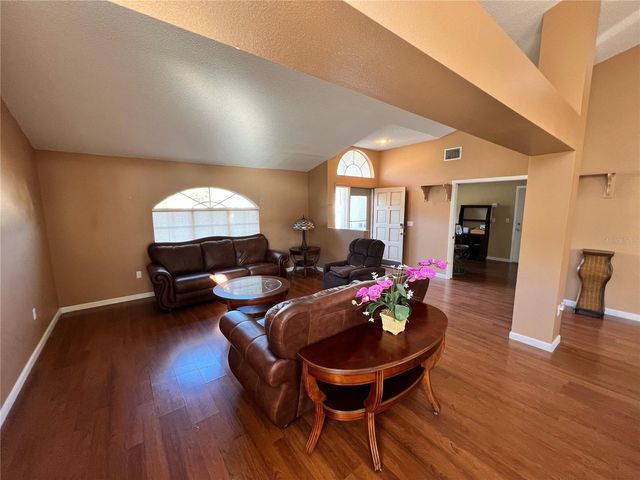 11418 GLENMONT DRIVE, Tampa, FL 33635