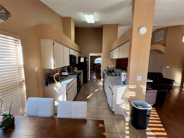 11418 GLENMONT DRIVE, Tampa, FL 33635