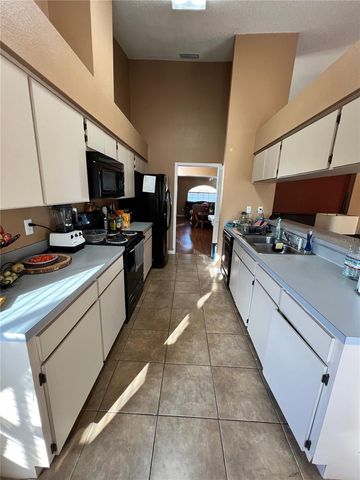 11418 GLENMONT DRIVE, Tampa, FL 33635