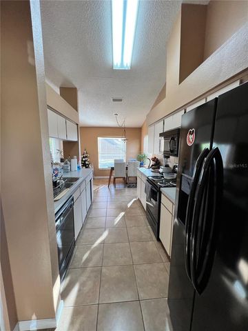 11418 GLENMONT DRIVE, Tampa, FL 33635