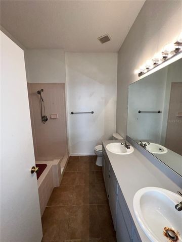 11418 GLENMONT DRIVE, Tampa, FL 33635