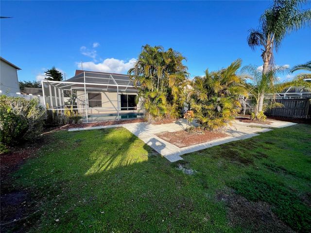 11418 GLENMONT DRIVE, Tampa, FL 33635