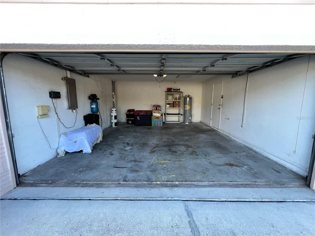 11418 GLENMONT DRIVE, Tampa, FL 33635