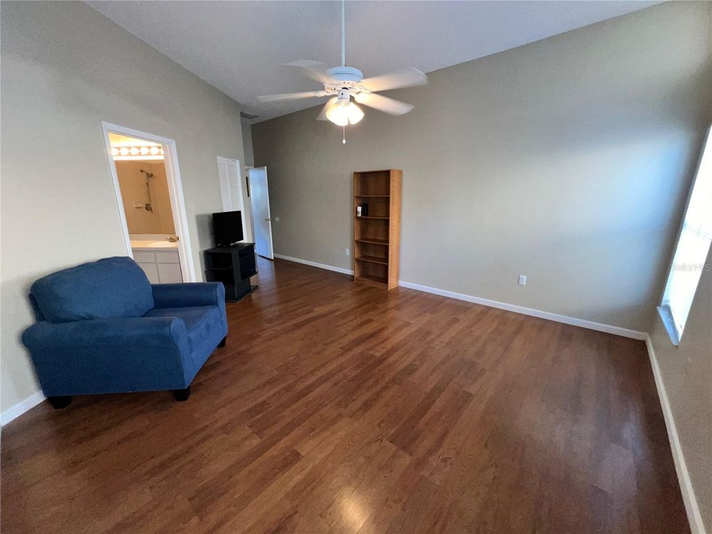 Image 31 of property listing at 11418 GLENMONT DRIVE, Tampa, FL 33635