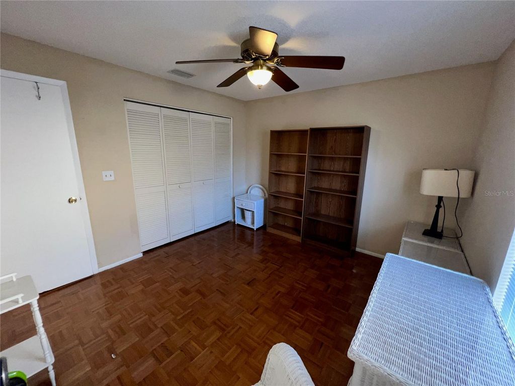 Image 40 of property listing at 11418 GLENMONT DRIVE, Tampa, FL 33635