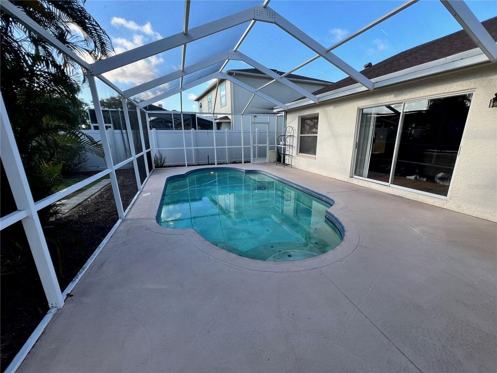 Image 49 of property listing at 11418 GLENMONT DRIVE, Tampa, FL 33635