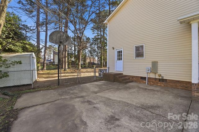 1400 Neal Hawkins Road, Gastonia, NC 28056