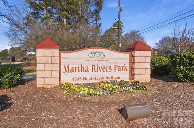 1400 Neal Hawkins Road, Gastonia, NC 28056