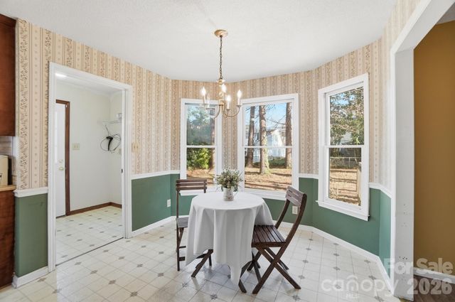 1400 Neal Hawkins Road, Gastonia, NC 28056