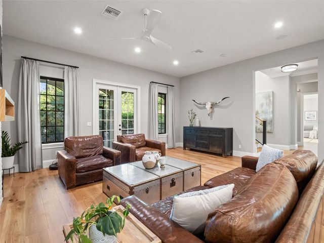 9849 COVENT GARDEN DRIVE, Orlando, FL 32827