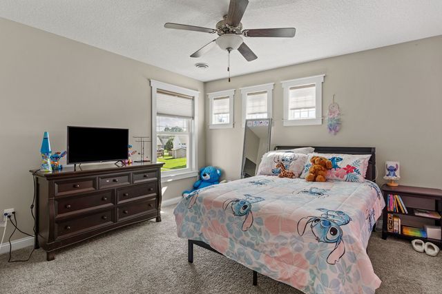 6131 Lillie Avenue, Davenport, IA 52806