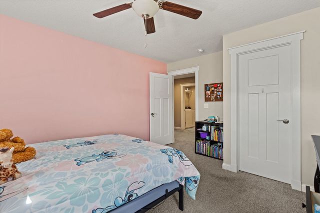 6131 Lillie Avenue, Davenport, IA 52806