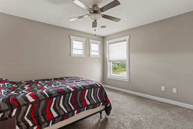 6131 Lillie Avenue, Davenport, IA 52806