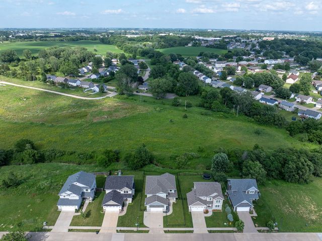 6131 Lillie Avenue, Davenport, IA 52806