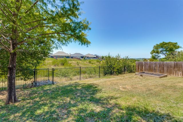 7241 Tahoe Springs Drive, Fort Worth, TX 76179