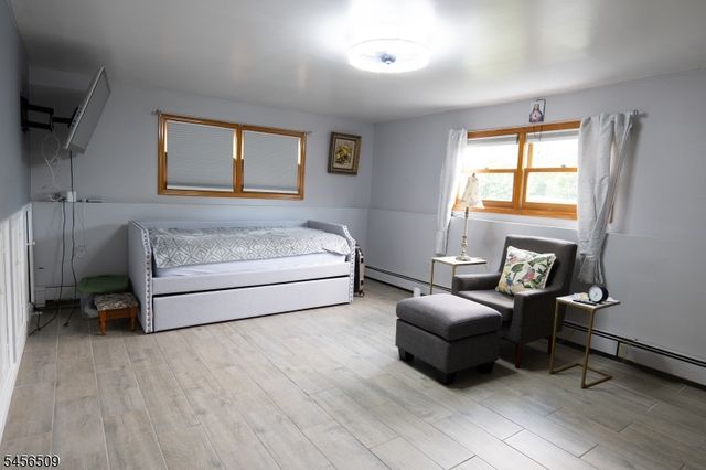 11 Mastogen Dr, Somerville Boro, NJ 08876