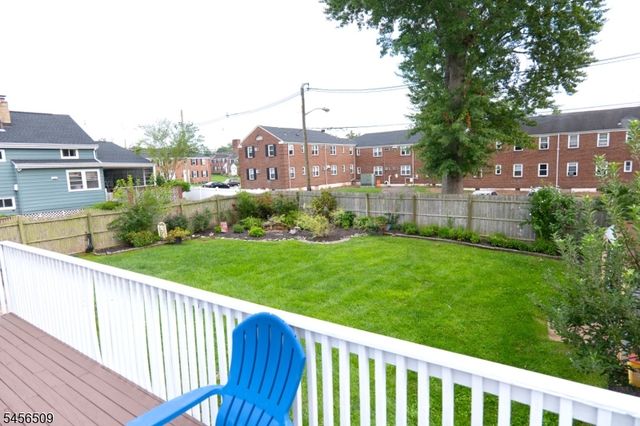 11 Mastogen Dr, Somerville Boro, NJ 08876