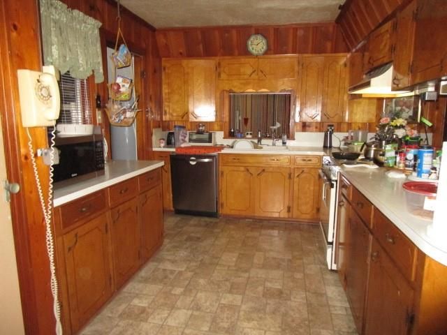 2015 SIMMONS Street, Alexandria, LA 71301