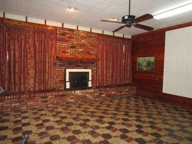 2015 SIMMONS Street, Alexandria, LA 71301