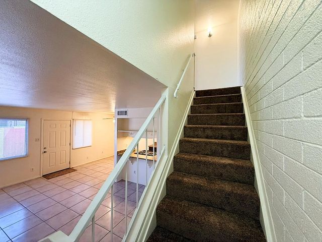 4029 W Mesquite Lane, Phoenix, AZ 85019