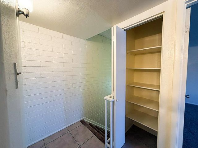 4029 W Mesquite Lane, Phoenix, AZ 85019