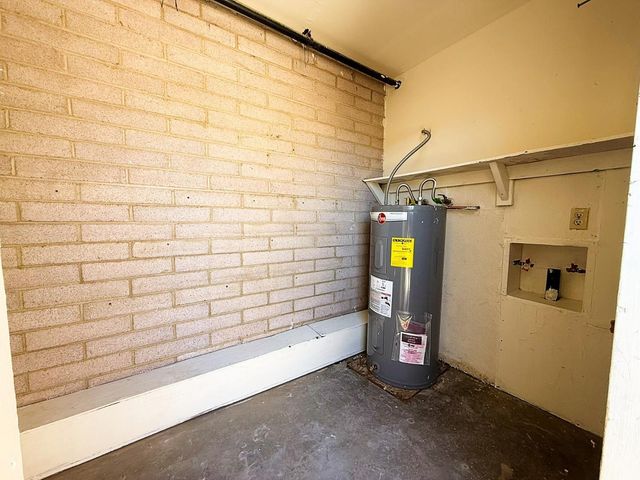 4029 W Mesquite Lane, Phoenix, AZ 85019