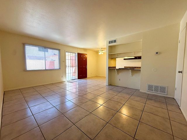 4029 W Mesquite Lane, Phoenix, AZ 85019