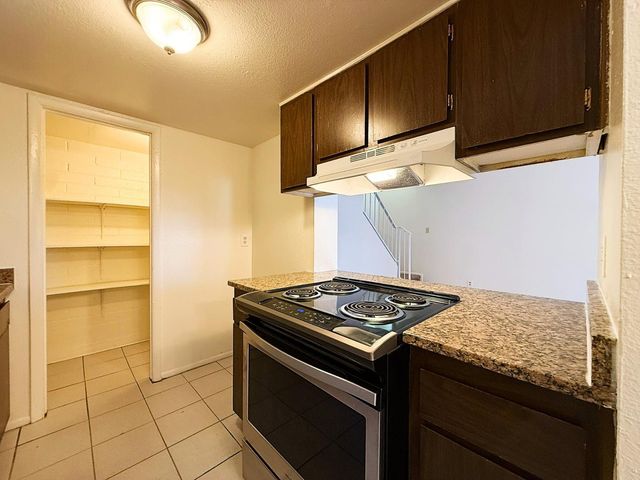 4029 W Mesquite Lane, Phoenix, AZ 85019