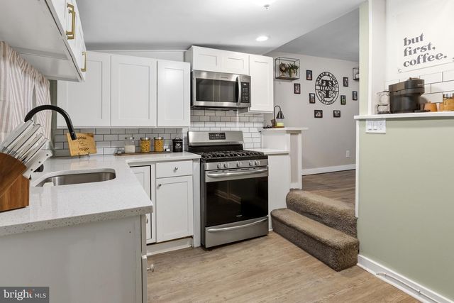 2734 HAWORTH ST, Philadelphia, PA 19137