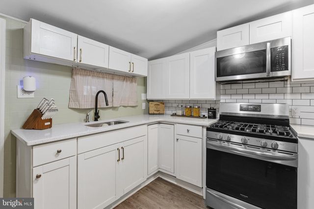 2734 HAWORTH ST, Philadelphia, PA 19137