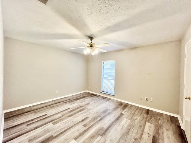 2319 Redbrook Drive, Arlington, TX 76014
