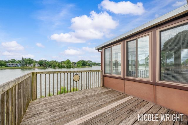 2922 Porter Court SW, Grandville, MI 49418