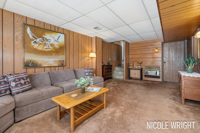 2922 Porter Court SW, Grandville, MI 49418