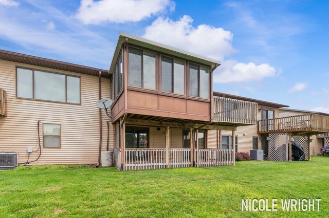 2922 Porter Court SW, Grandville, MI 49418