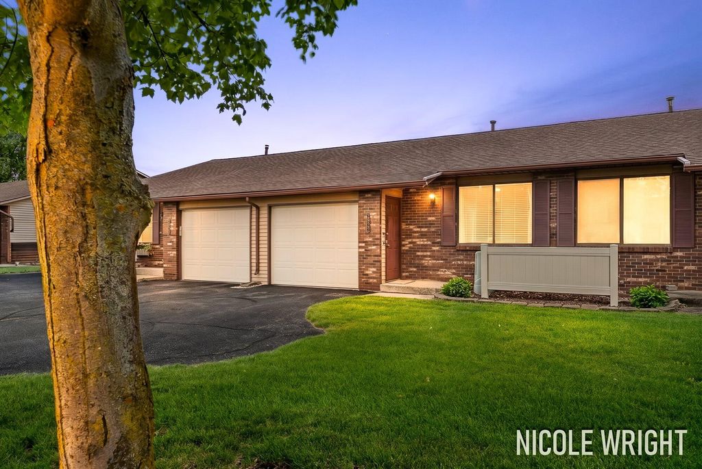 2922 Porter Court SW, Grandville, MI 49418