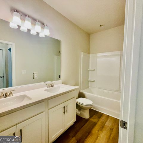 140 Brandle Rose Way 109A, Hoschton, GA 30548